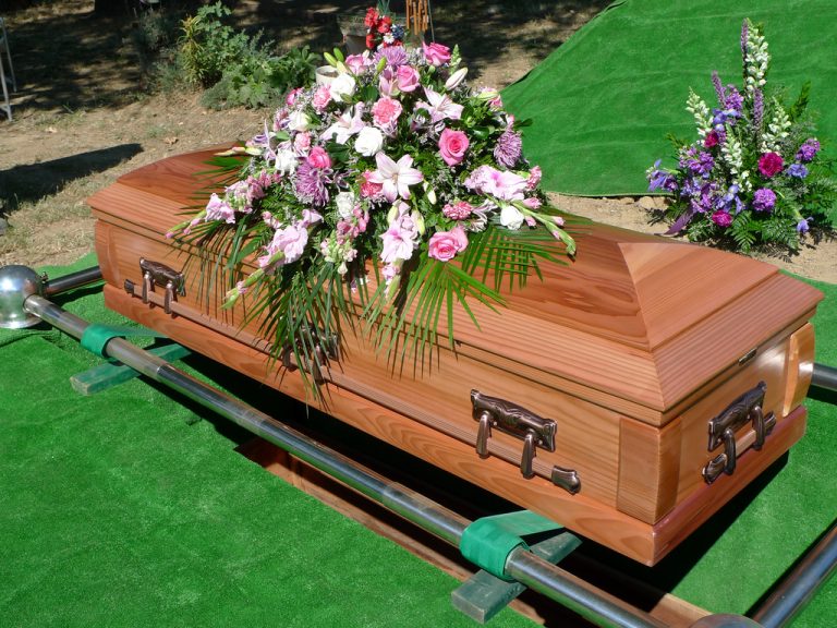 Seasoned Chicago Outfit Burglar, Mafia Affiliate Mike Swiatek Dead At 85, Was One Of Last Of Mohicans From Mob’s Golden Era Seasoned Chicago Outfit Burglar, Mafia Affiliate Mike Swiatek Dead At 85, Was One Of Last Of Mohicans From Mob’s Golden Era